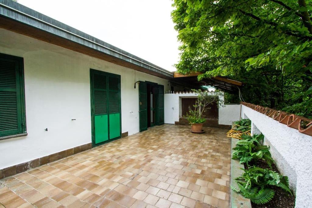 Casa Su Lago Privato A Due Passi Da Milano Segrate Buitenkant foto